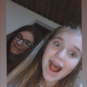 Meet your Posher, Carlee